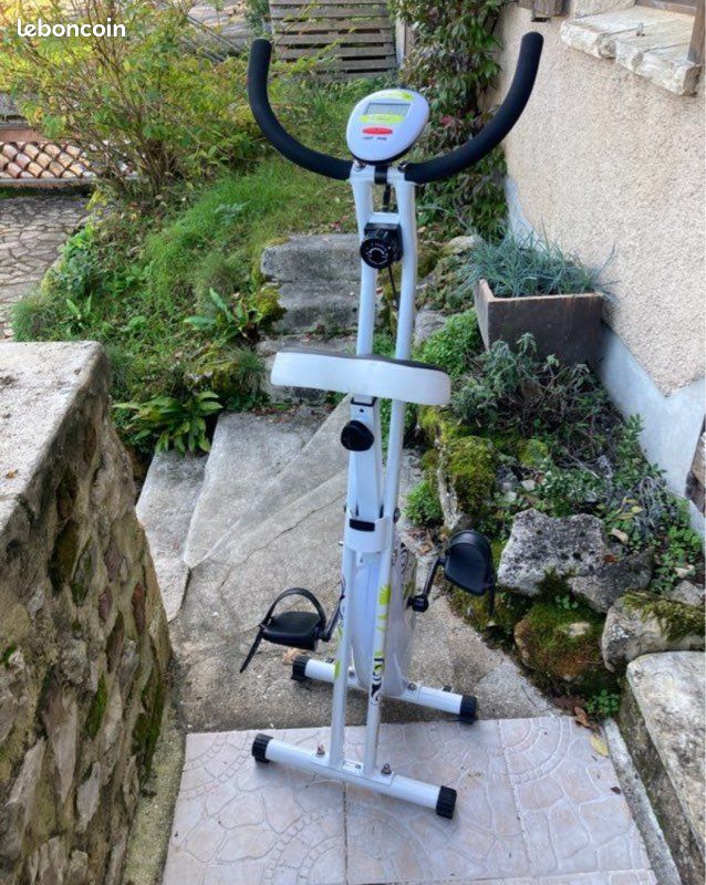 Go Tecnovita Yf90 Vélo D'appartement Pliable Tecnovita YF90 Open