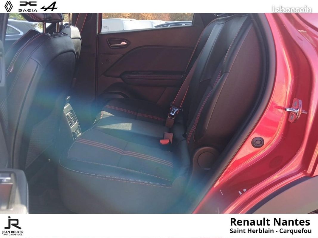 Renault Captur E-Tech hybride rechargeable 160ch RS Line (image 25)