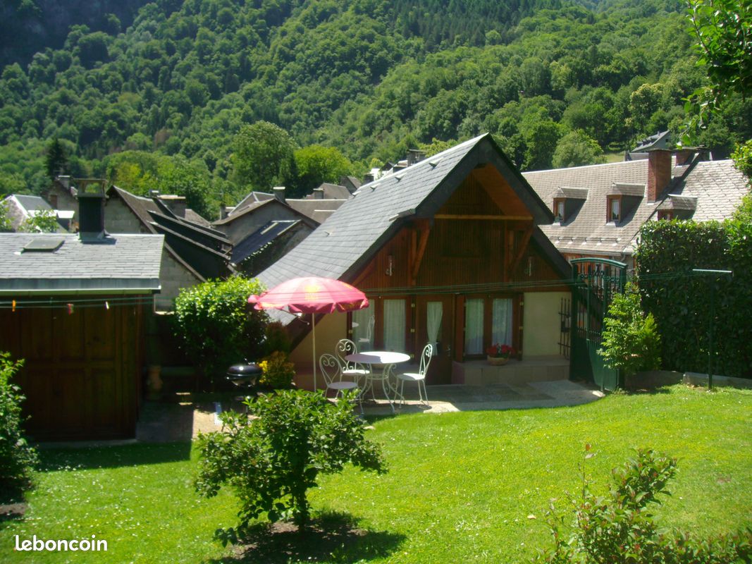 Petite maison de montagne avec jardin (image 1)