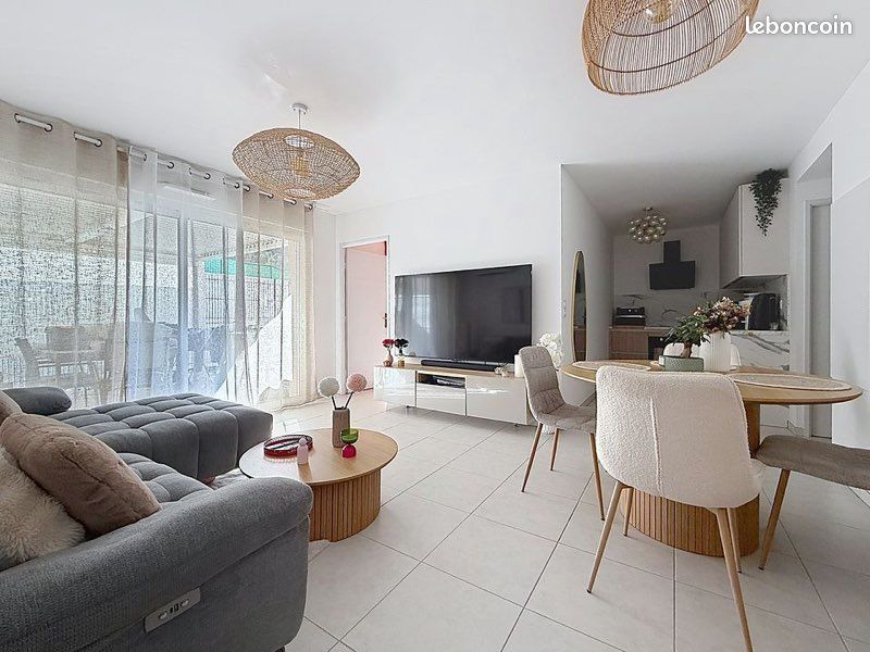 Appartement 3 pièces 60 m² · à Solliès-Pont · 60 m² · 349 000 €