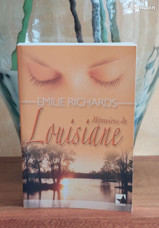Livre (Grand format, 483 p.) Mémoires de Louisiane - Emilie Richards (Kerobook) (image 2)
