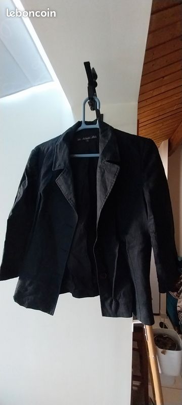 Veste noire (image 1)