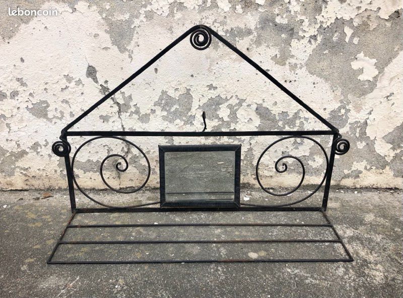 Porte manteau en fer forgé (image 1)