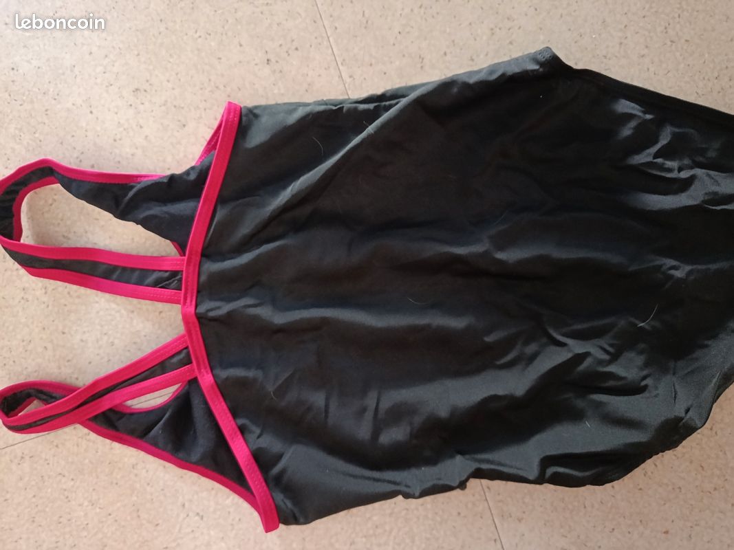 Maillot de bain neuf 12/14 ans (image 2)