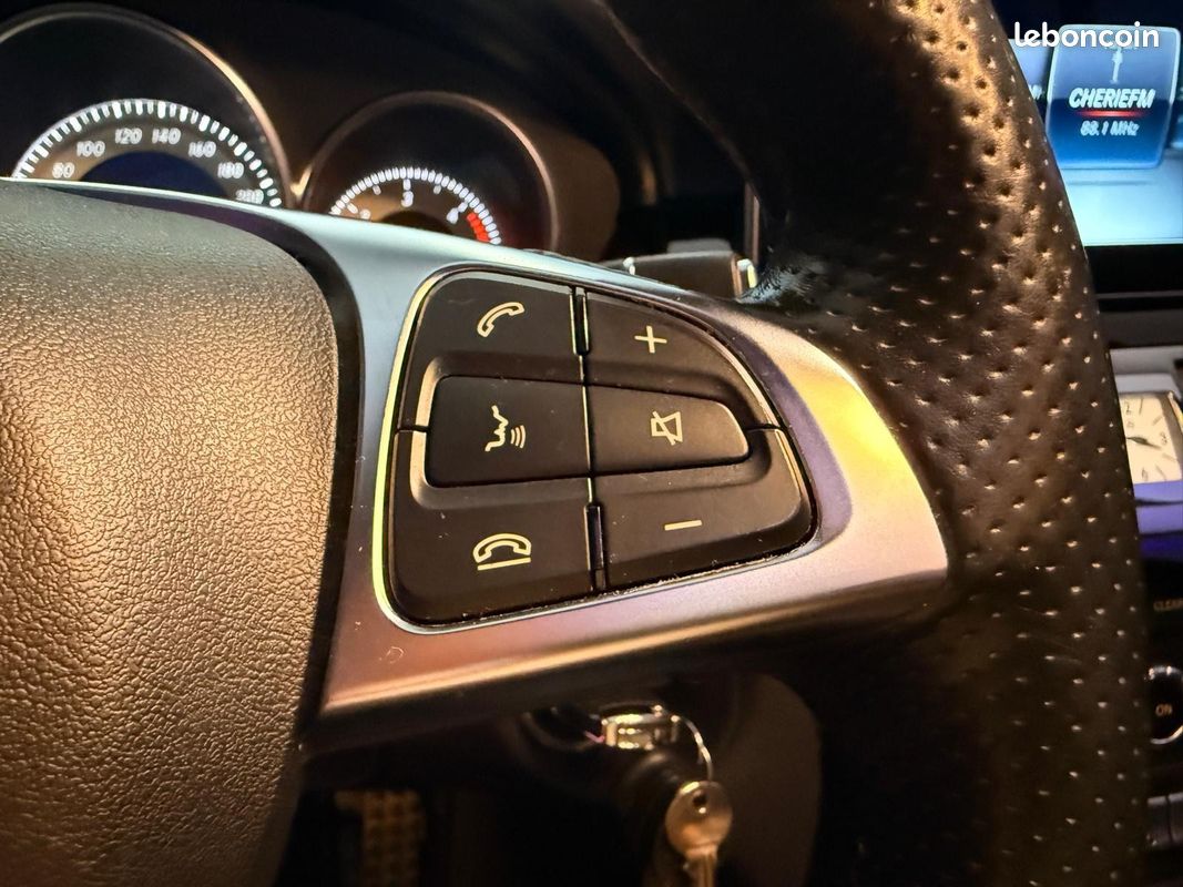 MERCEDES CLASSE CLS COUPE AMG 350d 260ch V6 3.0L 4MATIC BVA9 ANALOG CLOCK (image 28)