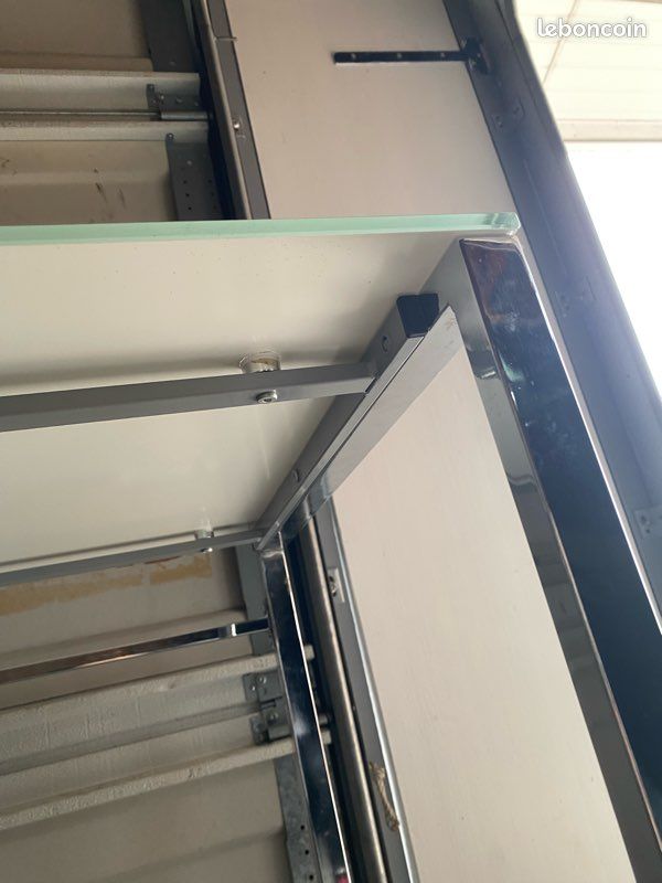Bureau en verre (image 5)