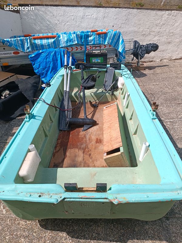 Barque tabur double coque (image 3)