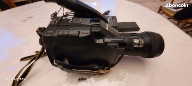 Caméscope VHS Philips Vkr6848 pour pièce