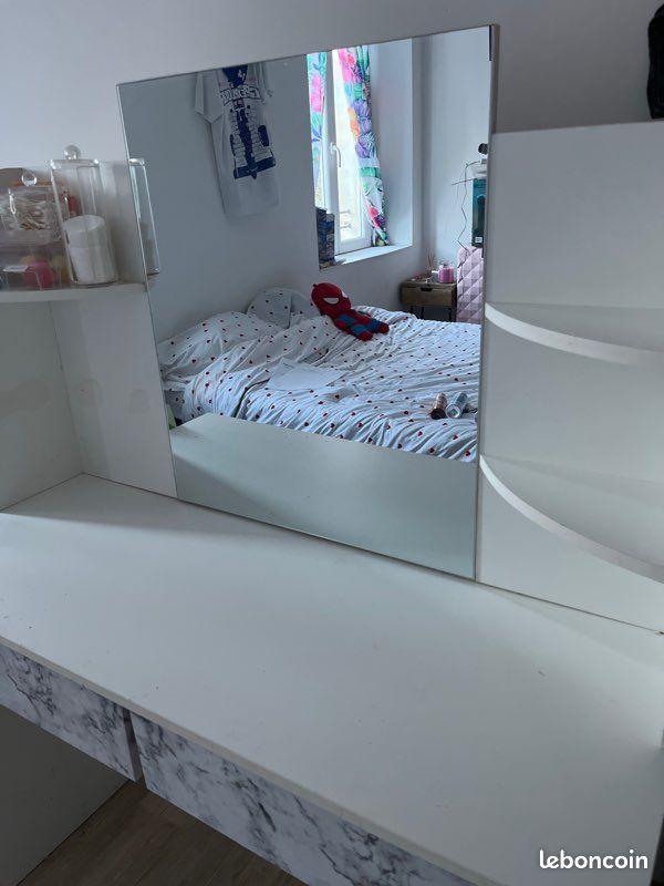 Coiffeuse (image 1)