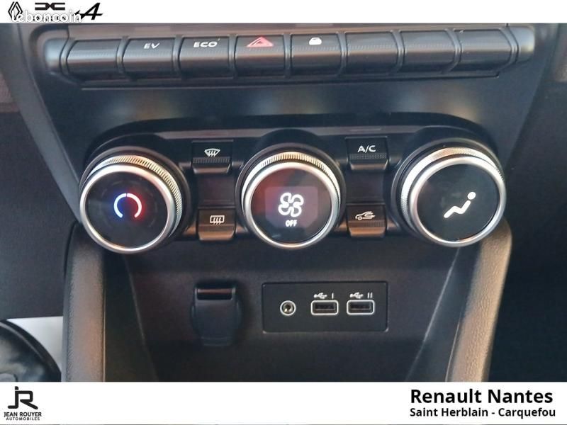 Renault Clio 1.6 E-Tech 145ch full hybrid Evolution (image 17)