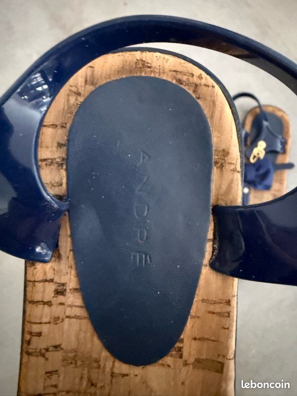 Étui portefeuille magnétique pour téléphone , cuir de