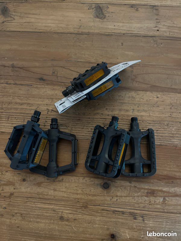 Pédales vélo tailles diverses (image 1)