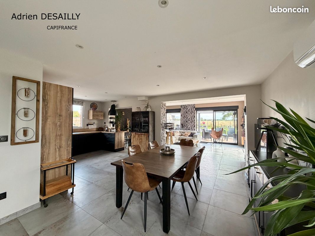 Maison 6 pièces 169 m² · à Sailly-sur-la-Lys · 169 m² · 436 800 €