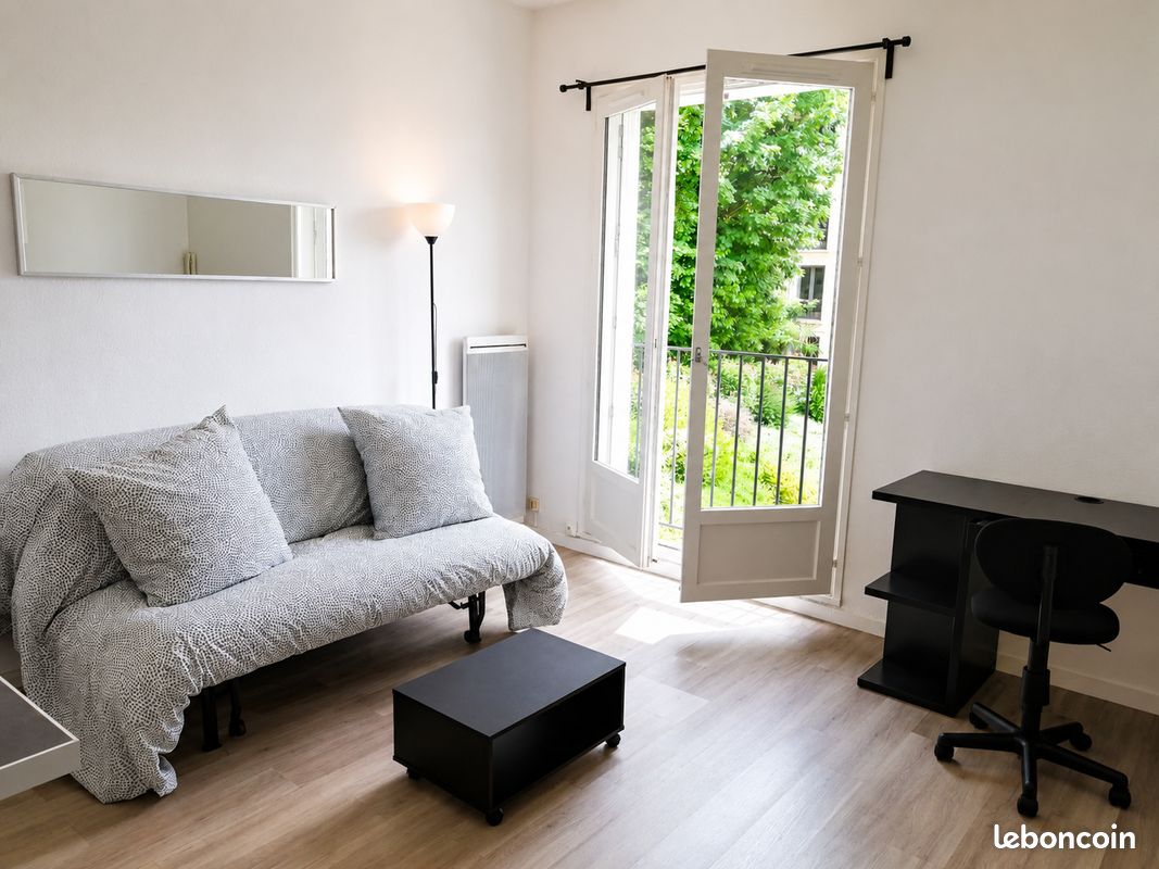 Appartement 1 pièce 23 m² · à Pau · 23,3 m² · 450 €