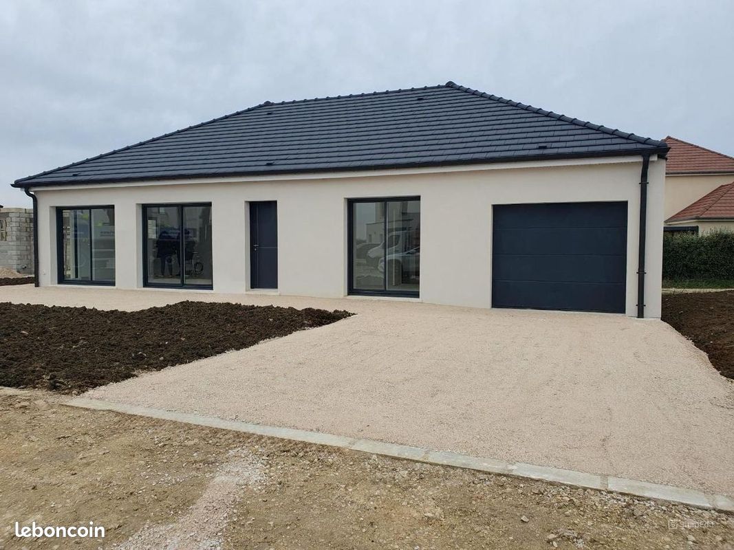 Maison 6 pièces 100 m² · à Clères · 100 m² · 225 000 €