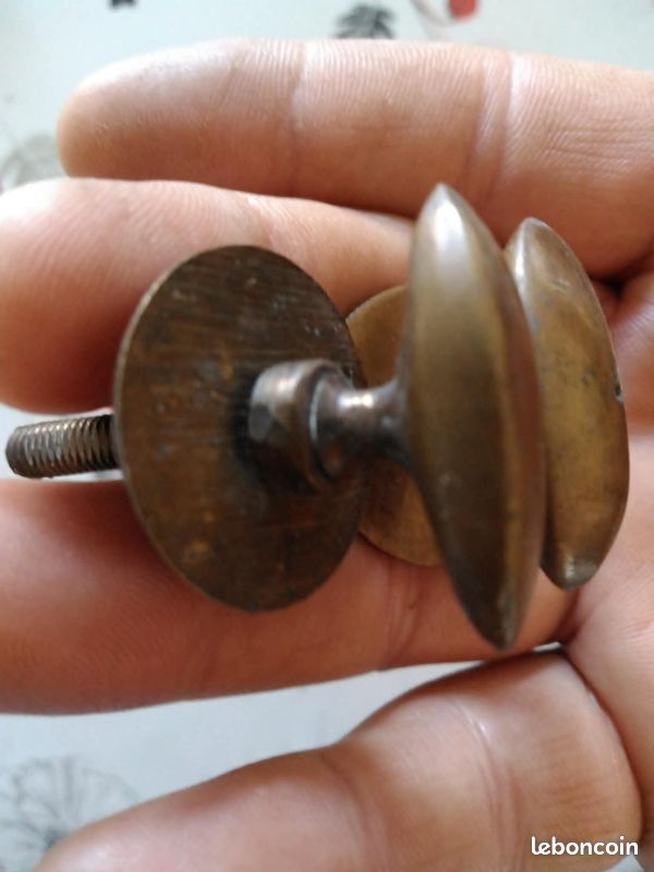 Petite Poignée En Laiton Ancienne – Charme Rétro Pour Vos Meubles