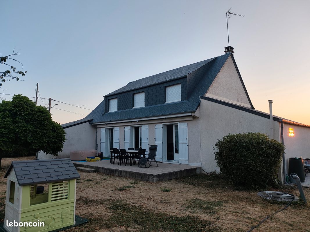 Maison 5 pièces 116 m² · à Saint-Sigismond · 116 m² · 200 000 €