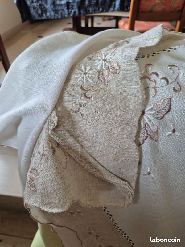 Superbe Grande nappe ancienne (image 4)
