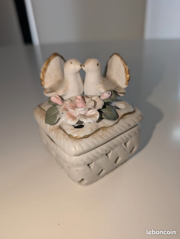 Boîte à bijoux en biscuit de porcelaine Figurine d'ange Boîte