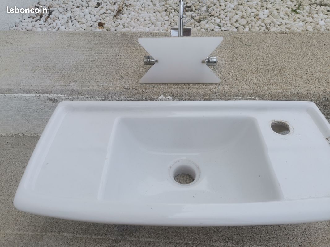 Lave main avec lampe d eclairage (image 1)