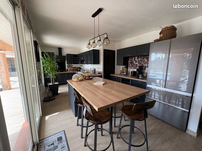 Maison 7 pièces 170 m² · à Badens · 170 m² · 398 000 €