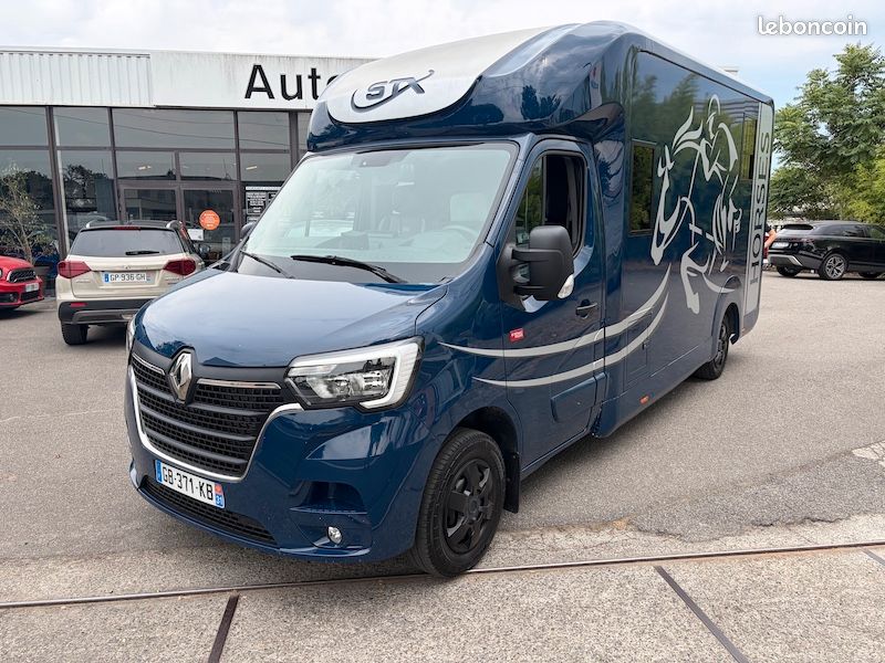 Renault master horsebox stx boite manuelle 2 chevaux (image 1)