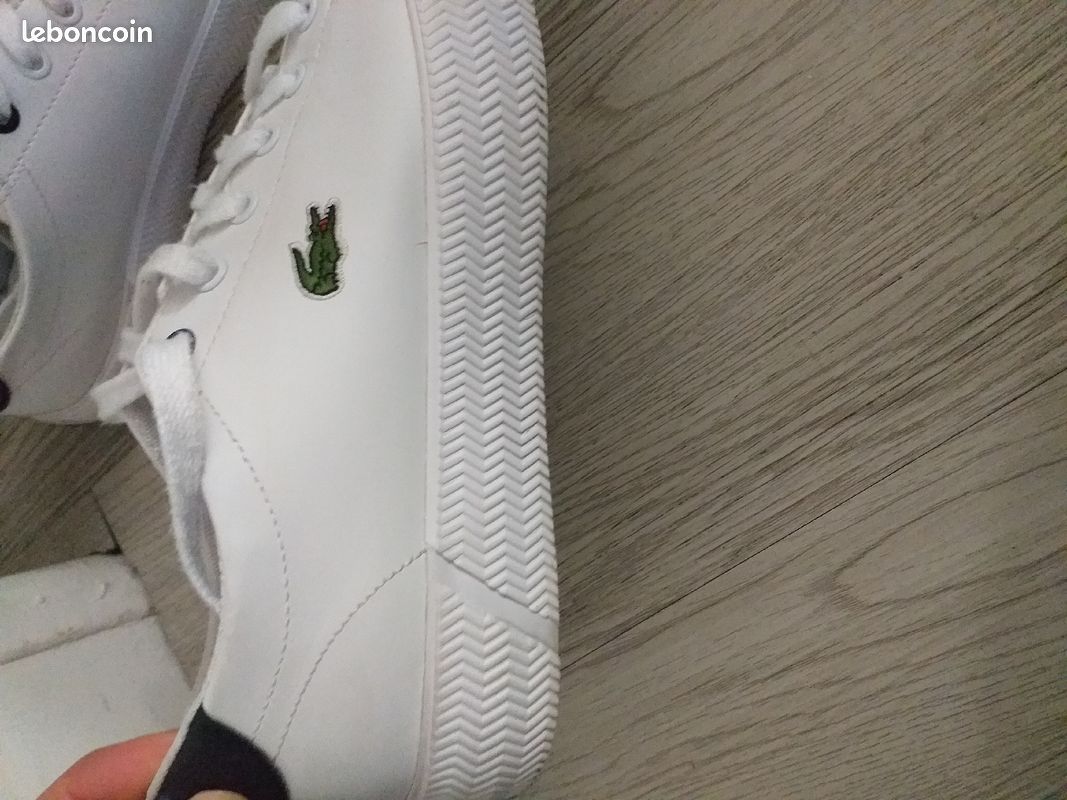 Bascet Lacoste blanche (image 2)