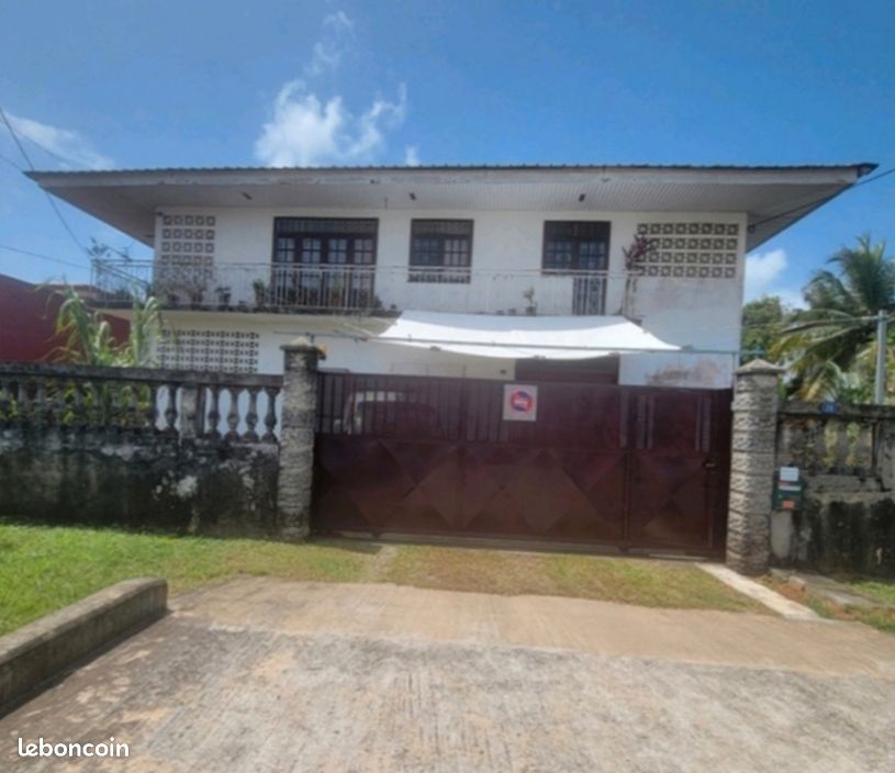 Maison 6 pièces 347 m² · à Cayenne · 347 m² · 400 500 €
