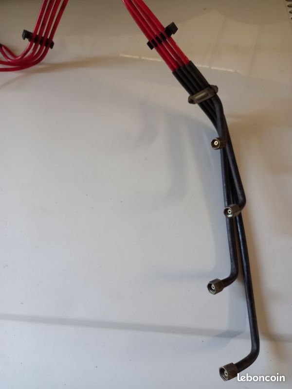 Kit de 4 durites d'injecteurs Ford Escort XR3i MK3 et MK4 (image 3)