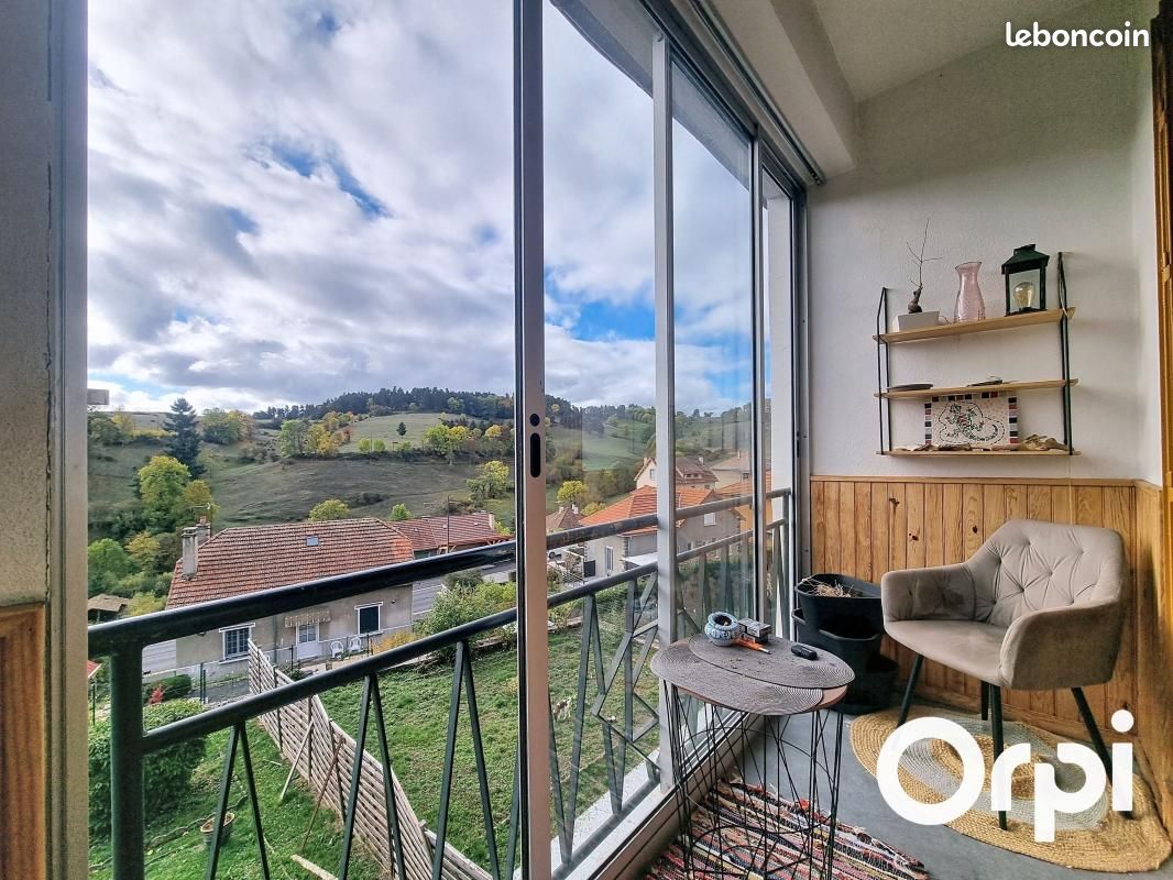 Appartement 3 pièces 72 m² · à Saint-Flour · 72 m² · 699 €/mois