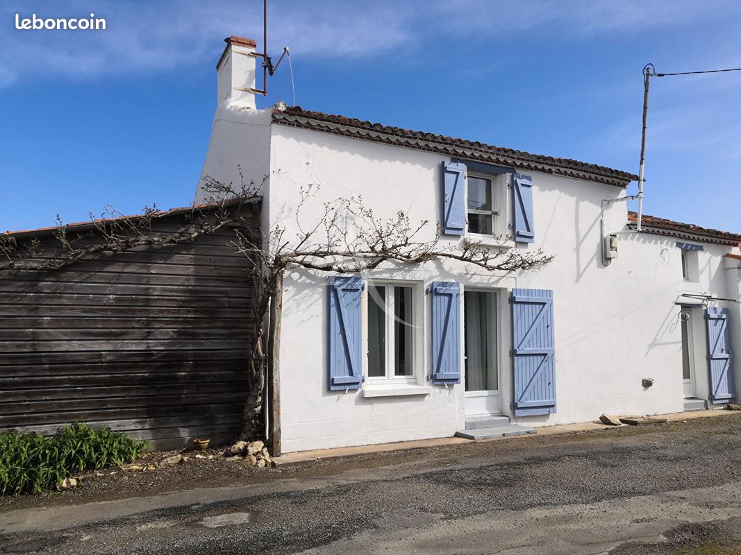 Maison 5 pièces 110 m² · à Saint-Hilaire-la-Forêt · 110 m² · 229 400 €