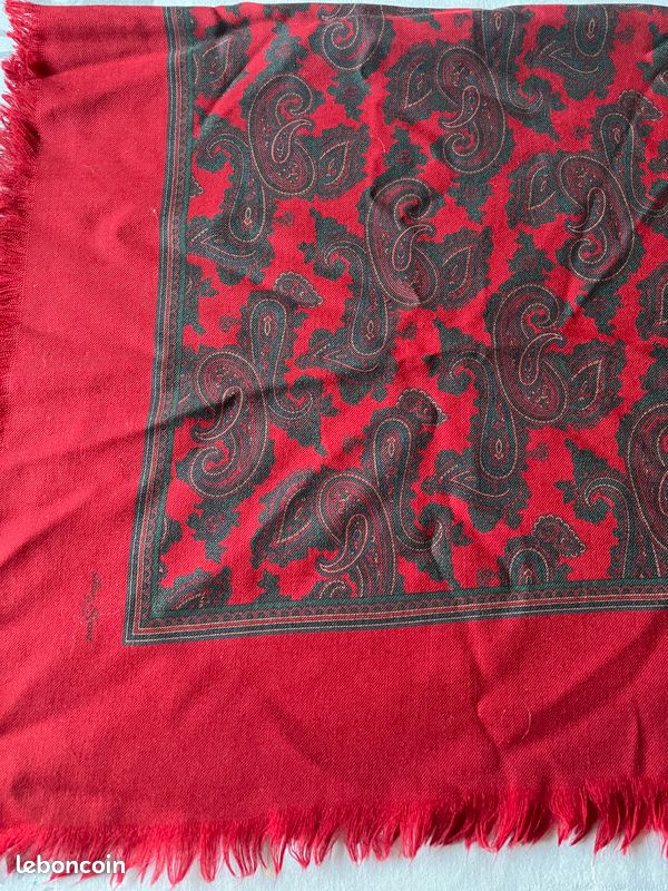 Carré Foulard Alain Figaret (image 1)