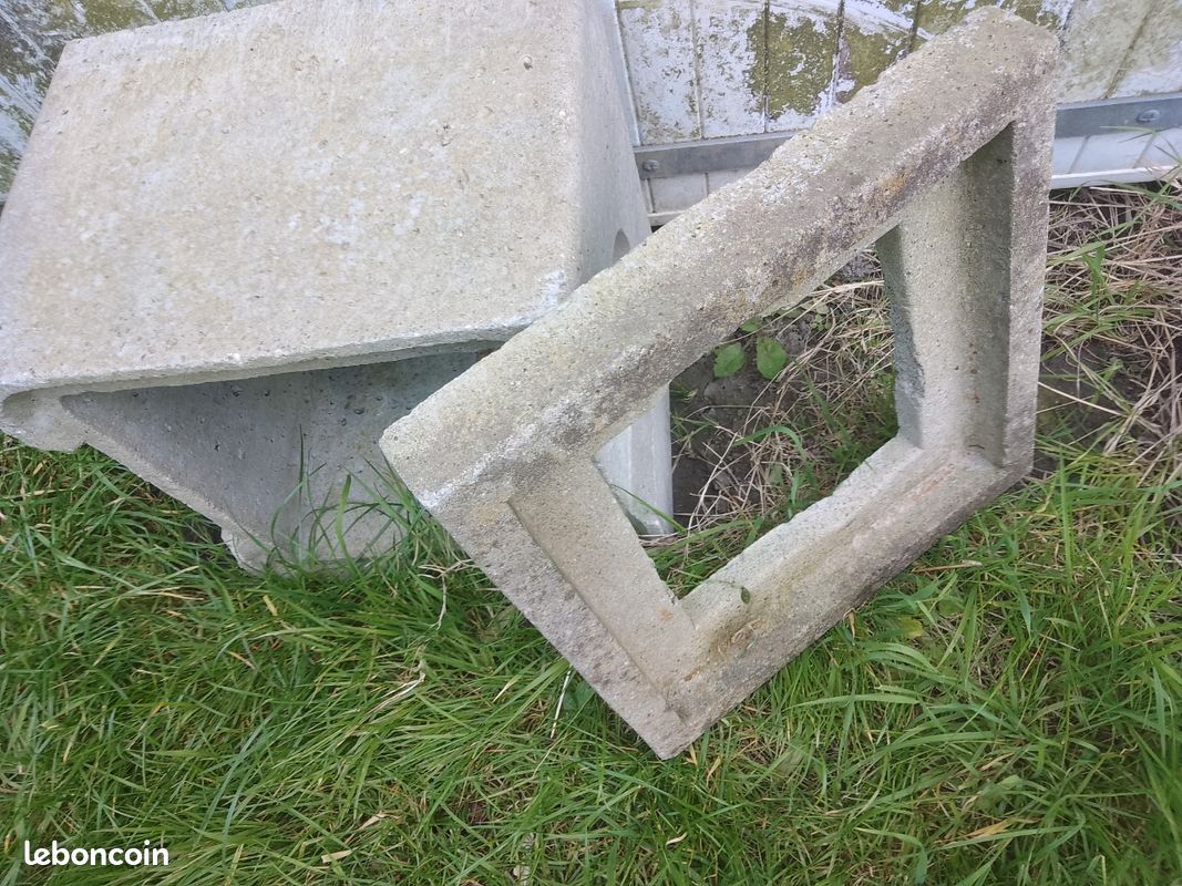 Regard en béton (image 2)
