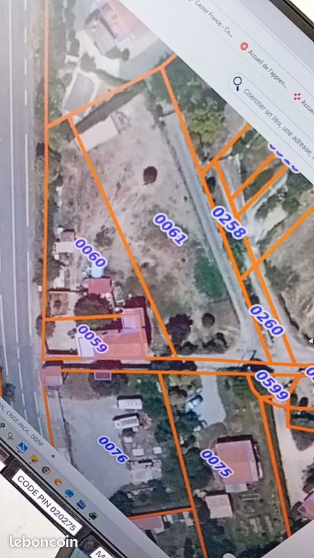 Terrain à vendre parcelle n°0061 · à Villeneuve-de-Berg · 90 000 €