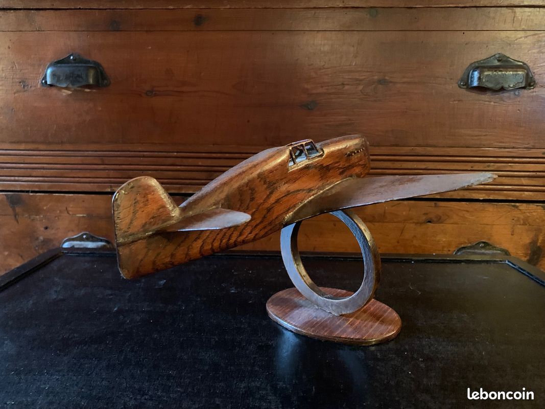 Puzzle Ugears Maquette en bois : Avion de chasse