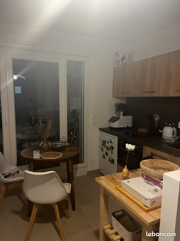Appartement 1 pièce 25 m² · à Miramas · 25 m² · 650 €/mois