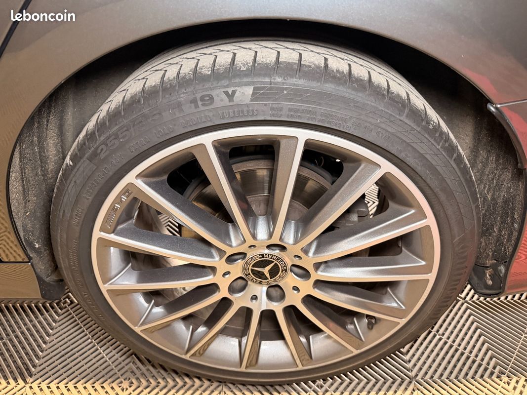 MERCEDES CLASSE C BREAK 300 d 9G-Tronic 4Matic AMG Line - Toit ouvrant - Attelage (image 35)