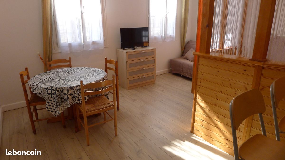 Studio meublé étudiant.e 31 m² Rochefort Centre 420 - Rochefort 17300 (image 3)