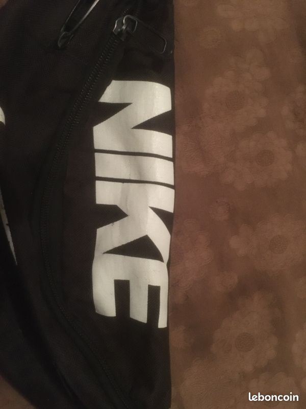 Banane Nike (image 2)