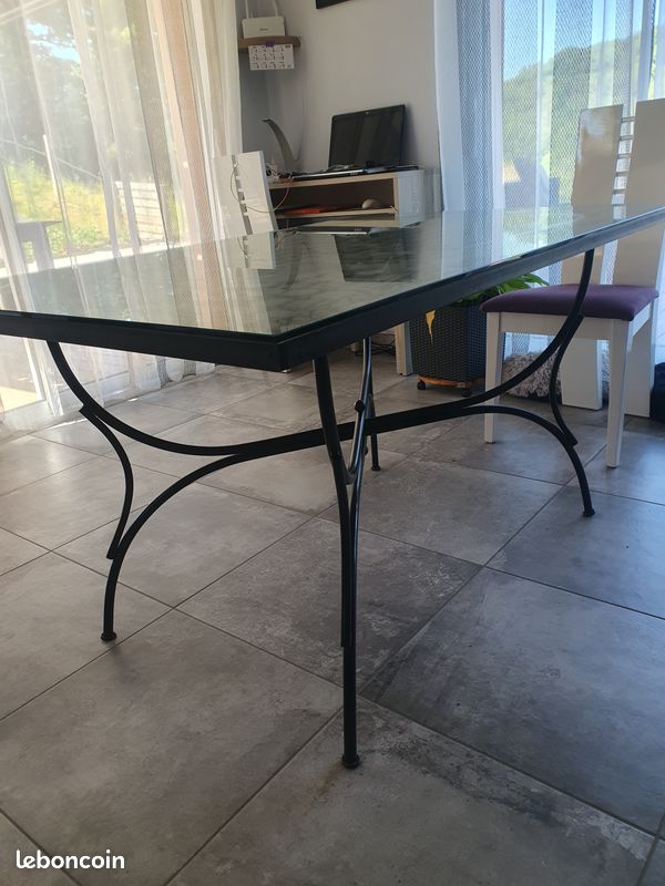 Table en fer forgé et pierre (image 4)
