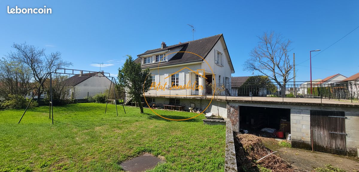 Maison 7 pièces 178 m² · à Tavers · 178 m² · 221 550 €