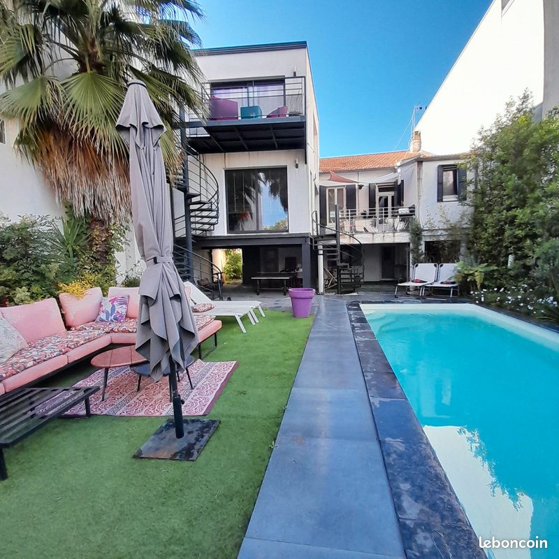Maison 7 pièces 190 m² · à Nîmes · 190 m² · 700 000 €