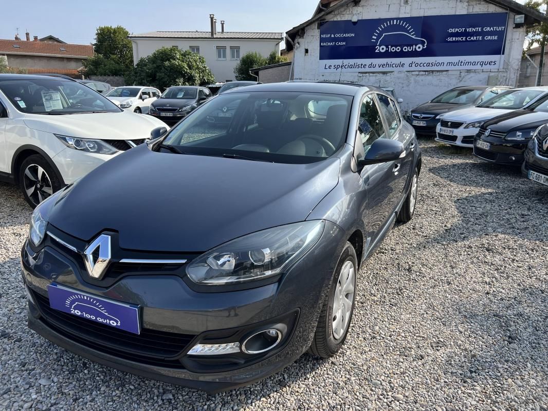 Renault Mégane III (B95) 1.2 TCe 115ch energy Life Euro6 2015 - Voitures