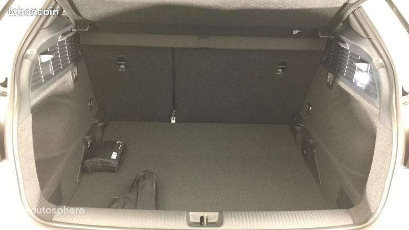 Audi Q2 35 TFSI 150ch S line Plus S tronic 7 (image 14)