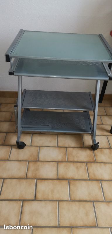 Table informatique (image 3)