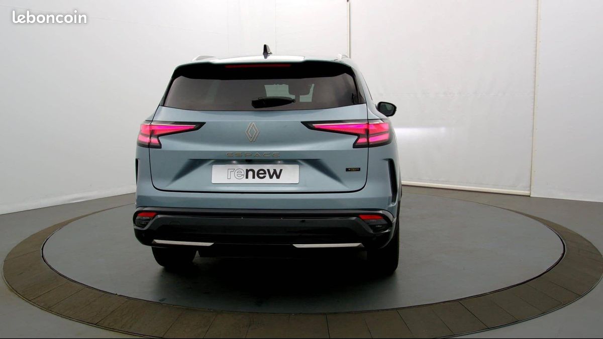 RENAULT Espace full hybrid E-Tech 200 ch 5pl Techno (image 4)