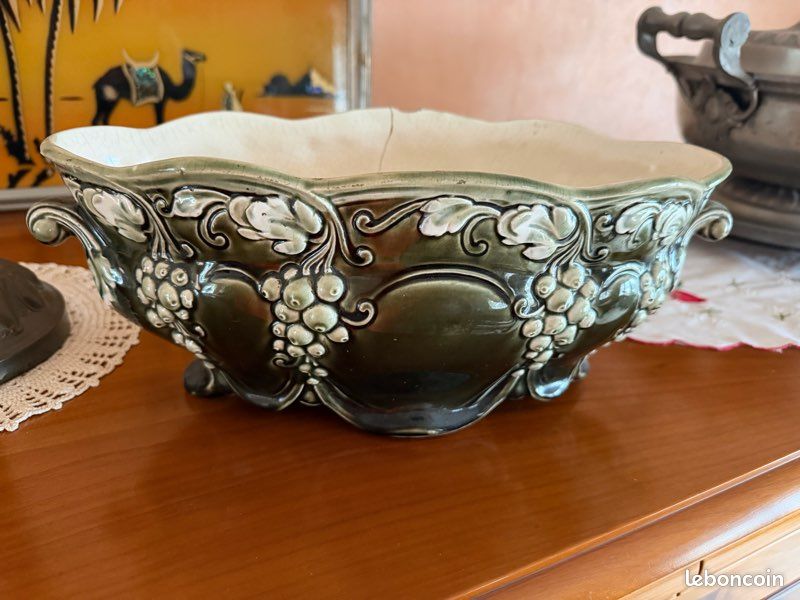 Ancienne jardinière XIX barbotine (image 1)