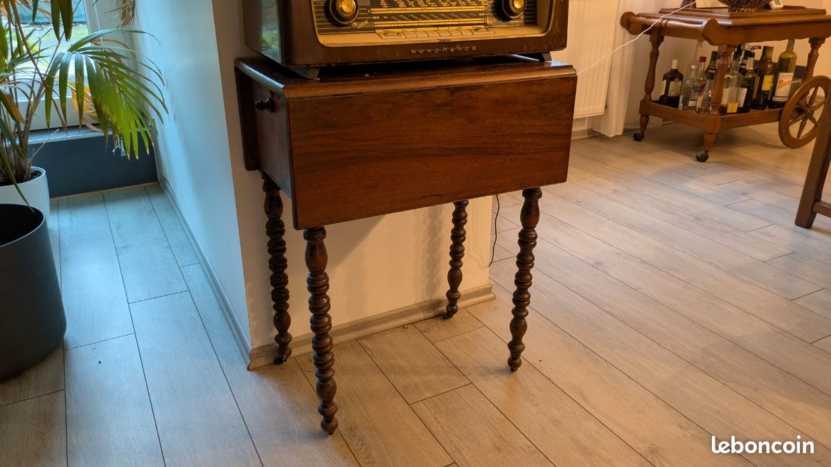 Meuble ancien (image 1)