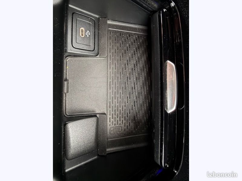 Mercedes Classe B 180 AMG Line 1.3 136 7G-DCT Angle mort Cam recul C (image 26)