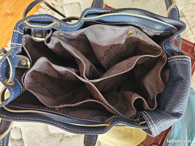 Louis Vuitton Sac cabas en cuir (image 7)
